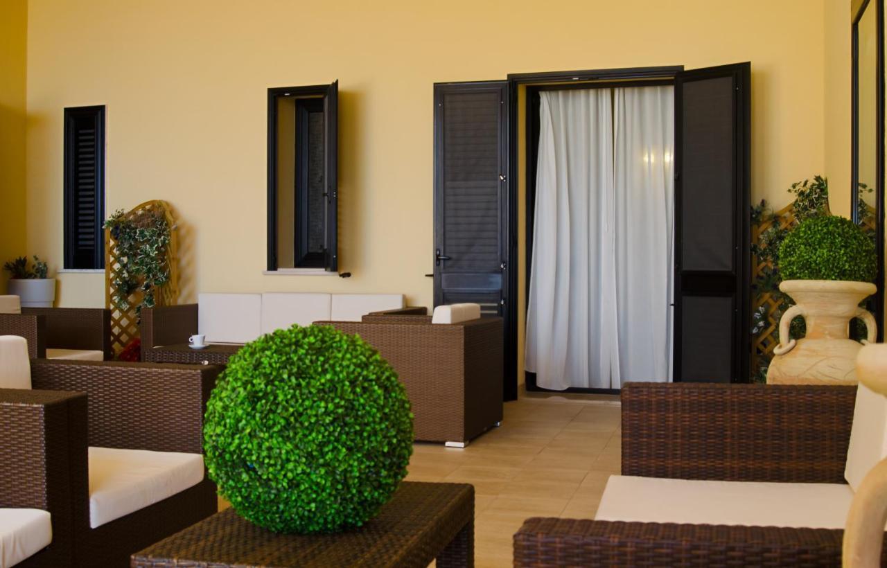 מרינה די פסקולוזה Hotel Salento Gold Beach מראה חיצוני תמונה