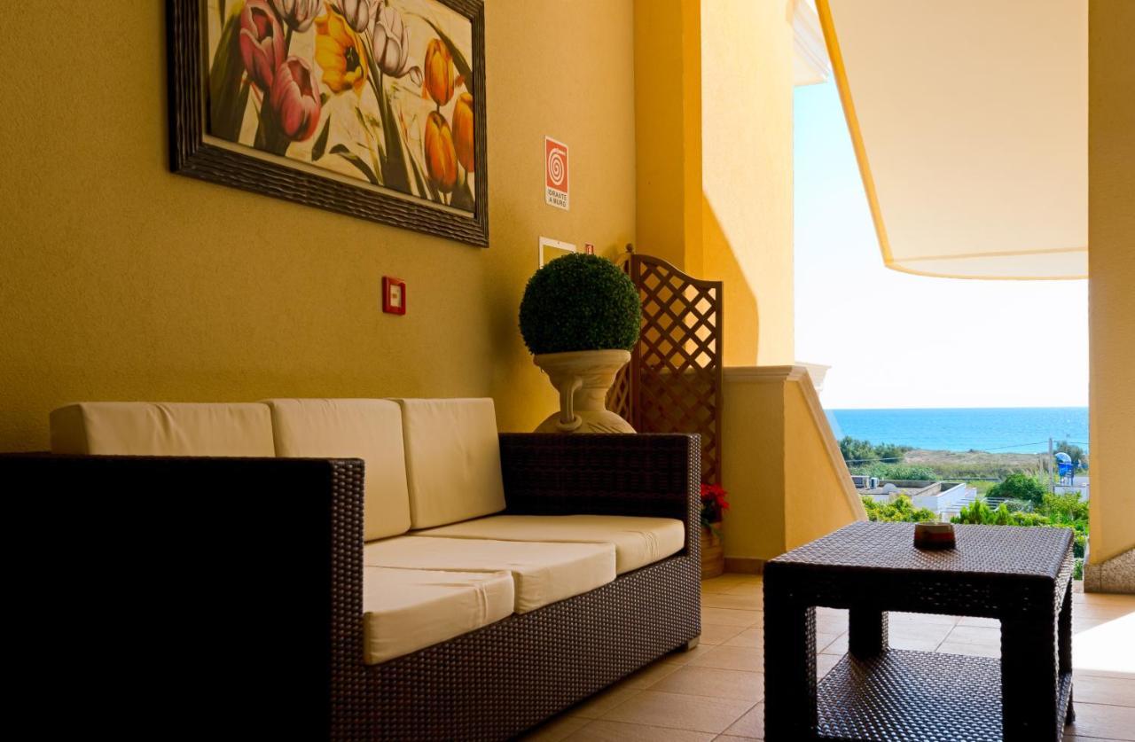 מרינה די פסקולוזה Hotel Salento Gold Beach מראה חיצוני תמונה